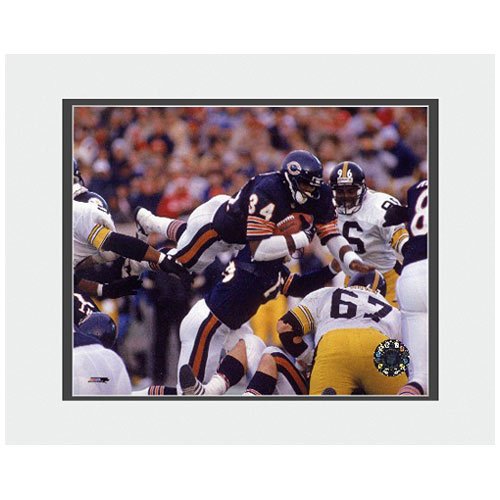 Photo File Chicago Bears Walter Payton Airbound Matted Photo