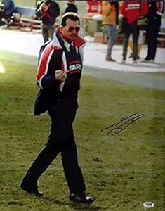 Signed Mike Ditka Photograph - 16x20 Giving The Finger - PSA/DNA Certified - Autographed NFL Photos