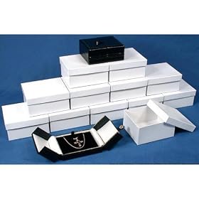 12 Pendant Necklace Boxes Black White Leather Display