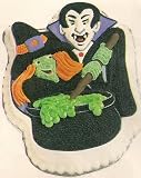 Wilton Monster Party Halloween Witch Vampire Cake Pan (2105-2039, 1999) Retired