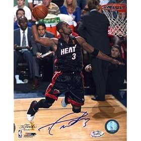 Dwyane Wade NBA Finals Game Autographed / Signed 8x10 Photo 2 Slam Dunk