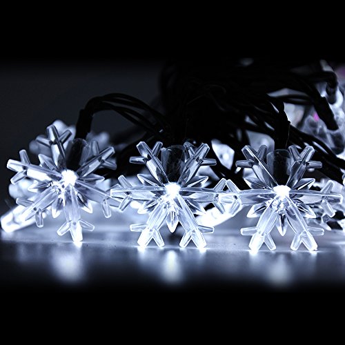 Isightguard Solar Powered String Lights Snowflakes Shape 5M/16.4FT 30 LEDs Waterproof Fairy Lights for Outdoor,Gardens,Christmas,Wedding,Holiday and Party Decorations (White)