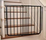 Cardinal Gates Aluminum Auto Lock Gate in Black