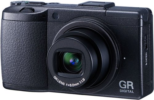 Ricoh GR Digital III Digitalkamera (10 Megapixel, 4-fach Digitalzoom, 7,6 cm (3 Zoll) Display) schwarz