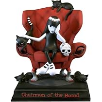 Emily The Strange - Statue : Chairman Of The Bored