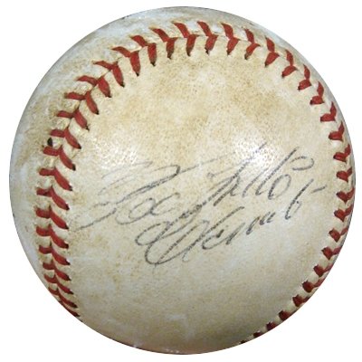 Roberto Clemente Autographed/Hand Signed NL Feeney Baseball PSA/DNA #P01233