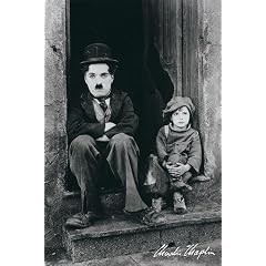 1art1 34912 Charlie Chaplin - The Kid, Auf Der Treppe Poster (91 x 61 cm)