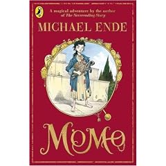 Momo (Puffin Books)