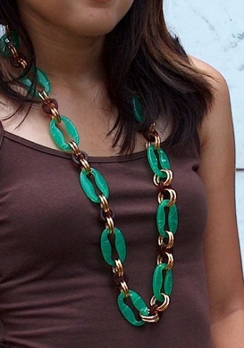 Click here to buy Kelly Green Quartz Lucite Buckle Necklace.