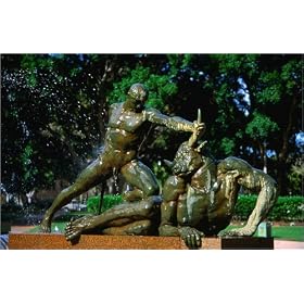 photographie A section of the Art Deco Archibald Memorial Fountain featuring characters from Gree...
