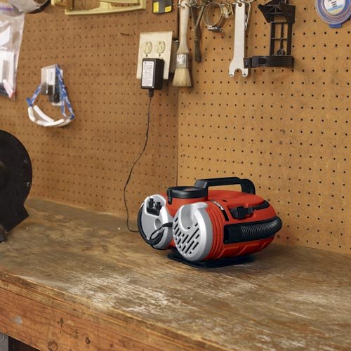 Black & Decker ASI500 12Volt Cordless Air Station Inflator Tires