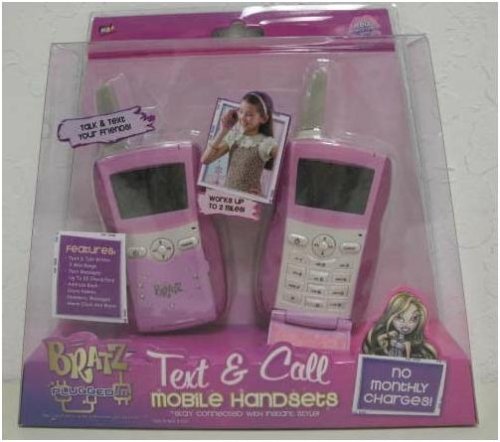 Childrens Toyshop  Toys : Bratz Text & Call Mobile Handsets