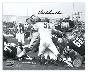 Chicago Bears Dick Butkus Autographed Black and White 8'' x 10'' Photograph - Memories - Mounted Memories Certified