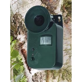 GOOD IDEAS ANIMAL CHASER (542R)- Keep unwanted animals / pests out of your garden.