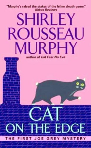 Cat on the Edge (Joe Grey Mystery Book 1)