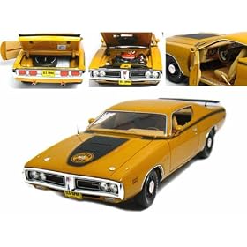 1971 Dodge Charger Super Bee 1 18 Butterscotch (EL5) Yellow by Collectable Diecast
