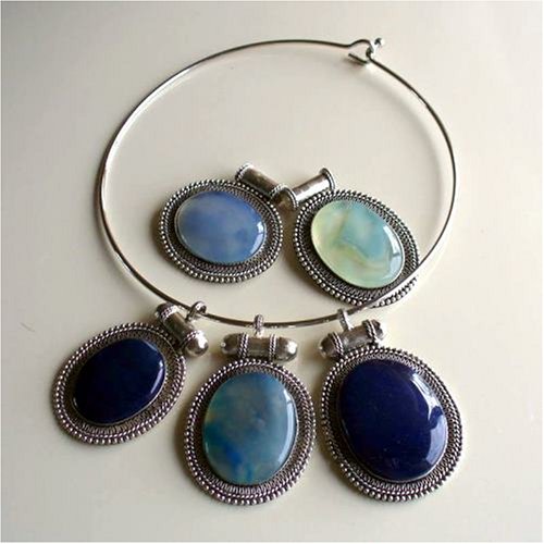 Click here to buy Bluetone Agate Inlaid Pendant with Metal Choker.