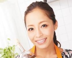 小森純キッチングッズ kitchyan あると便利だもん! 万能キッチンタワー