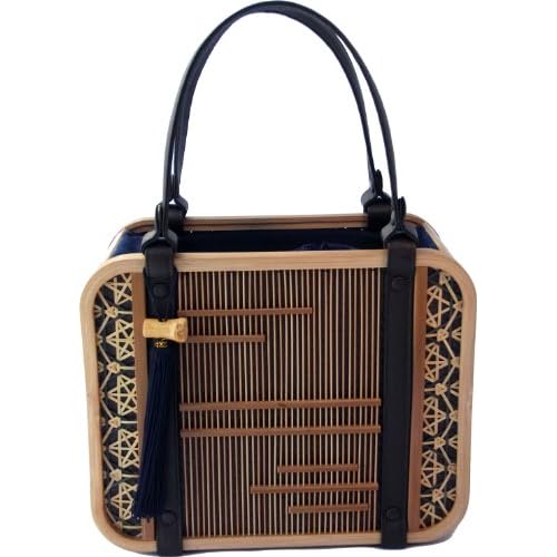 Amazon.com: Shizuoka Bamboo Crafts Cooperative - Bamboo Handbag Komachi (Town Beauty) - Made in Japan: Clothing