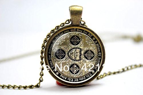 Pretty Lee 2015 Fashion Assassin'S Creed Four Musketeers Copper Geocoin Medallion Inspired Glass Cabochon Dome Pendant Necklace Christmas gift