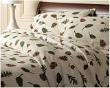 Pike Street 135-Gram Printed Flannel Full/Queen Duvet Cover, Acorns & Pinecones