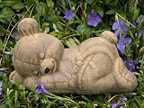 Eigenschaften Tiefes Kunsthandwerk GbR  / Steinfigur Tierfigur Gartenfigur Teddy Bär hellbraun
