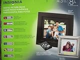 Insignia NS-DPF8WW-09 - Digital photo frame - flash 128 MB - 8 - 800 x 480 - black