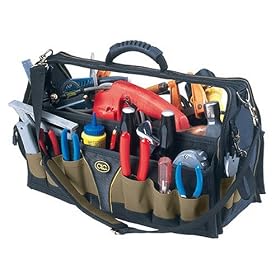 Custom LeatherCraft 1532 24-Pocket, 18-Inch Soft Sided Carpenters Tool Box by Custom Leathercraft