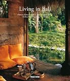 Acheter le livre Living in Bali