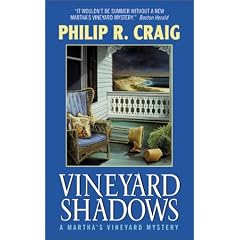 Vineyard Shadows: A Martha's Vineyard Mystery (Martha's Vineyard Mysteries)