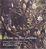 A year in the garden : a photographic tour