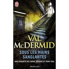 Sous les mains sanglantes
