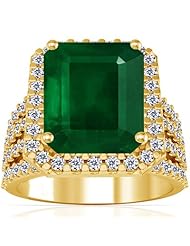14K Yellow Gold Emerald Cut Emerald Ring With Sidestones