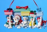 Family of 5 Snowmen With Presents Christmas Ornament #W3491