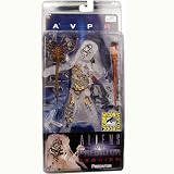 Aliens vs. Predator: Requiem Mid-Cloak Predator 7-inch Action Figure SDCC Exclusive