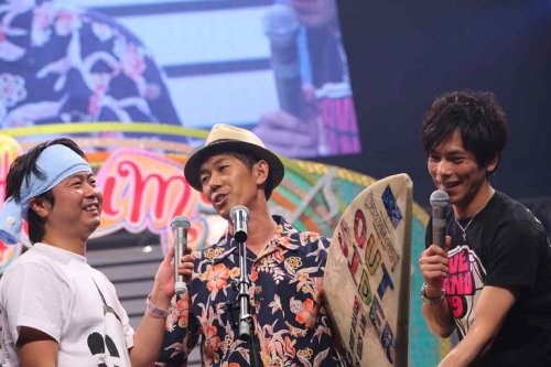 YOSHIMOTO PRESENTS LIVE STAND 09 ~ネタ祭り~ 史上最大のお笑い夏フェス ベストセレクション [DVD]