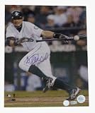 Ichiro Suzuki Autographed Bunt 11 x 14 Photograph (Unframed)