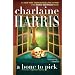 A Bone to Pick (An Aurora Teagarden Mystery)