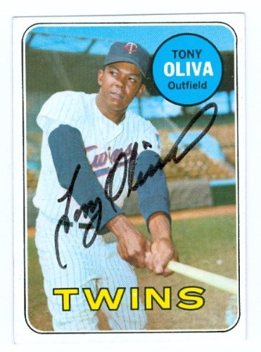 Tony Oliva Autographed/Hand Signed baseball card (Minnesota Twins) 1969 Topps #600 (67)