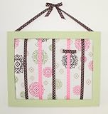 Brooke My Little Noggin Framys bow & hair clip holder for baby and girl