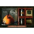 La cuisine au th� : Coffret avec un livre, 2 bo�tes � th� et 2 sachets de th�s.