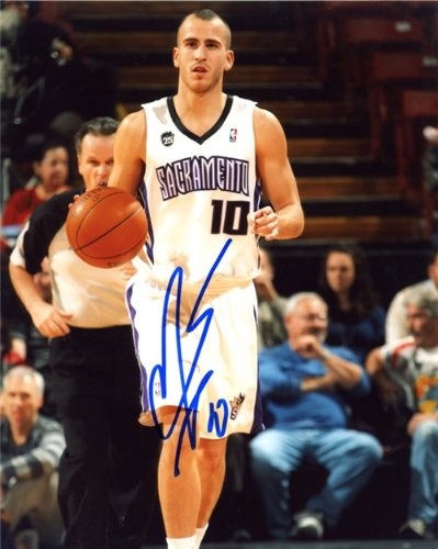 Sergio Rodriguez Autographed/Hand Signed Sacramento Kings 8x10 Photo
