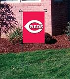 CINCINNATI REDS OFFICIAL LOGO GARDEN FLAG + STAND
