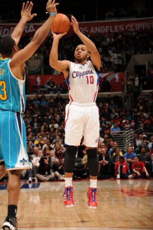 New Orleans Hornets v Los Angeles Clippers: Eric Gordon Photographic Poster Print by Andrew Bernstein, 28x42