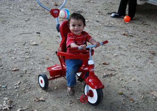 Radio Flyer 4-in-1 Trike Red Images
