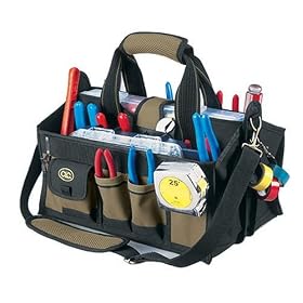 Click here to buy Custom LeatherCraft 1529 15 Pocket 16-Inch Center Tray Tool Bag by Custom Leather Craft.