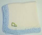 Bk601, Knitted on Hand Knitting Machine Ivory Cotton Trimmed By Hand Crochet with Blue Chenille Blanket for Infant Boys with Bulldozer Applique