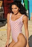 UjENA Sheer Hearts Double Dip