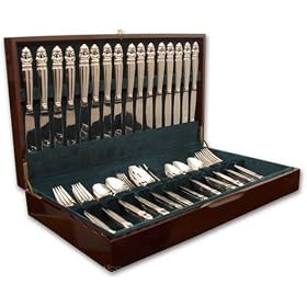 <b>Wallace Silverware/Flatware Chest, Holds Service for 16</b>
