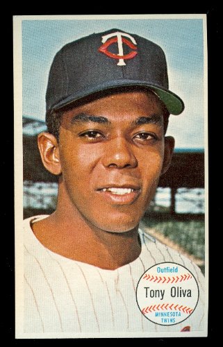 1964 Tony Oliva Minnesota Twins Topps Giant Sports Card